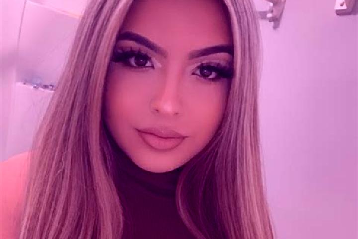 Ellie, 26, a blonde grey-eyed latina companion based in Cascajares de Bureba. Offering Massage, Deep French Kissing, BDSM, Fetish, Striptease. Available for ...