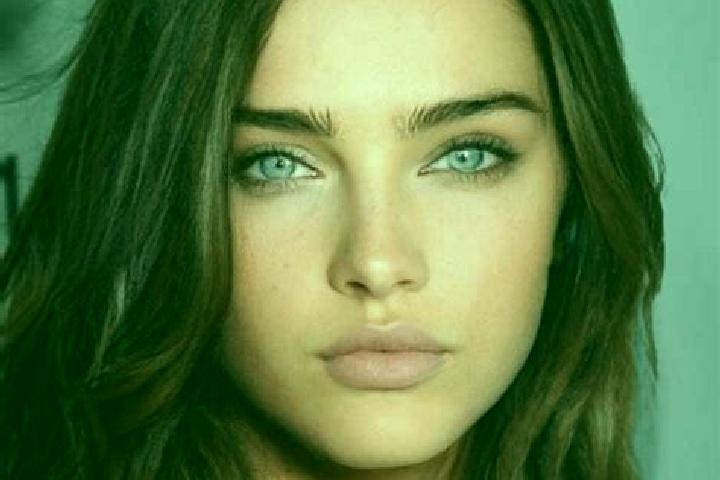 Ellie, 26, a brunette blue-eyed indian companion based in Bystrogorskiy. Offering GFE, Dinner Date, Domination. Available for incall and outcall, day and eve...