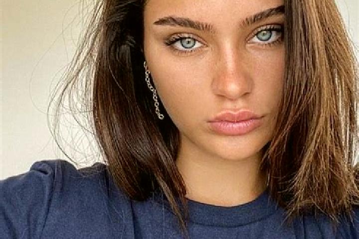 Ellie, 26, a brunette blue-eyed indian companion based in Vagli. Offering Duos, Striptease, Overnight. Available for incall and outcall, overnight bookings a...