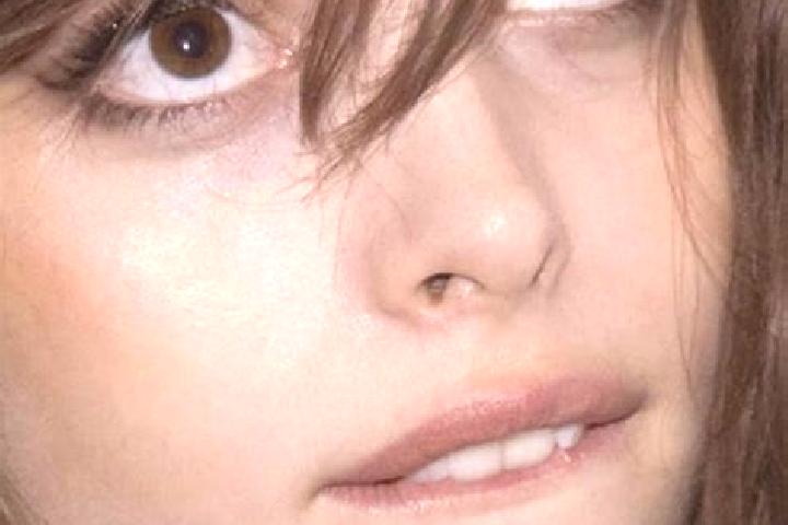 Ellie, 26, a chestnut brown-eyed indian companion based in Vitor Meireles. Offering OWO, Deep French Kissing. Available for incall and outcall, overnight boo...