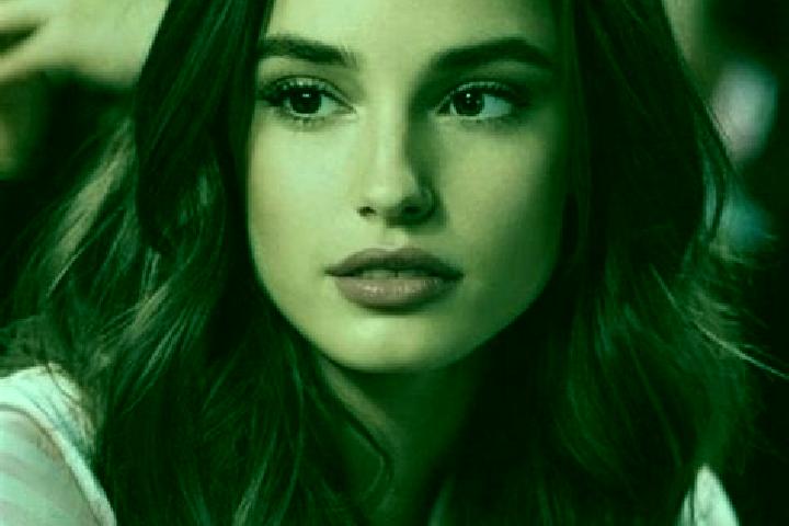 Ellie, 27, a brunette brown-eyed indian companion based in Chicuma. Offering Domination, Striptease, Roleplay, Massage. Available for incall and outcall, ove...