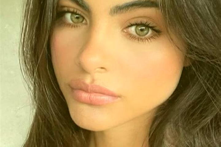 Ellie, 27, a brunette green-eyed caribbean companion based in Vanlose. Offering Deep French Kissing, A-Level, CIM. Available for incall and outcall, day and ...