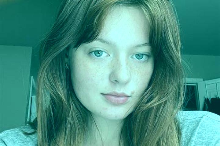 Ellie, 27, a chestnut grey-eyed caucasian companion based in Wringinanom Satu. Offering OWO, Prostate Massage, Couples. Available for incall and outcall, ove...