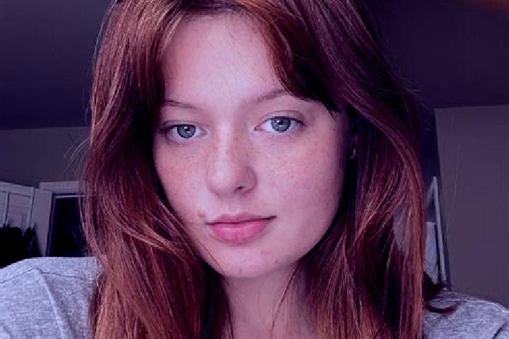 Ellie, 27, a chestnut grey-eyed european companion based in Elk Run Heights. Offering Massage, Couples, Girlfriend Experience, Overnight. Available for incal...