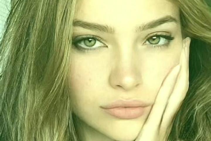 Ellie, 27, a dark blonde hazel-eyed european companion based in Chaem Luang. Offering Girlfriend Experience, Party Girl, A-Level, GFE, OWO. Available for inc...