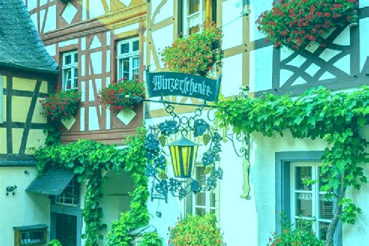 Ellie, 27 — Escort in Hummel, Germany