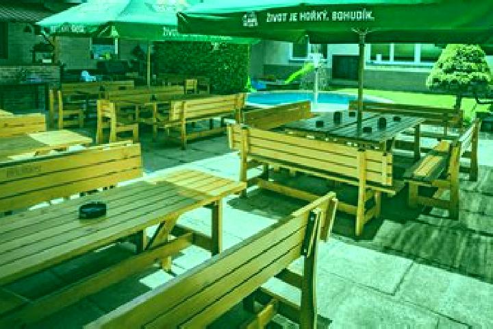 Ellie, 27 — Escort in Svobodne Hermanice, Czech Republic