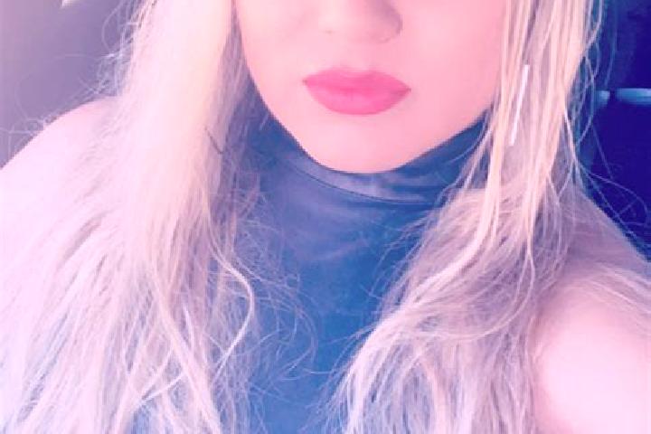 Ellie, 27 — Escort in Ventura, United States