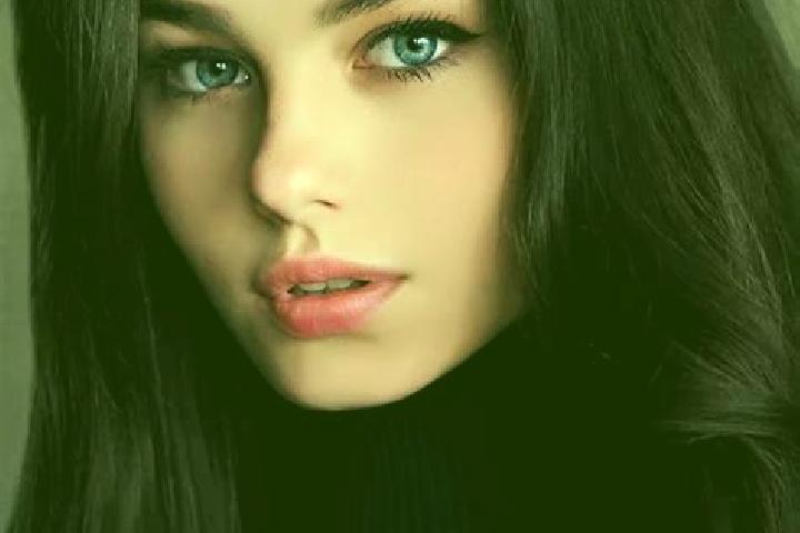 Ellie, 28, a black blue-eyed slavic companion based in Zihu. Offering Fetish, Party Girl, Duos. Available for incall and outcall, overnight bookings available.