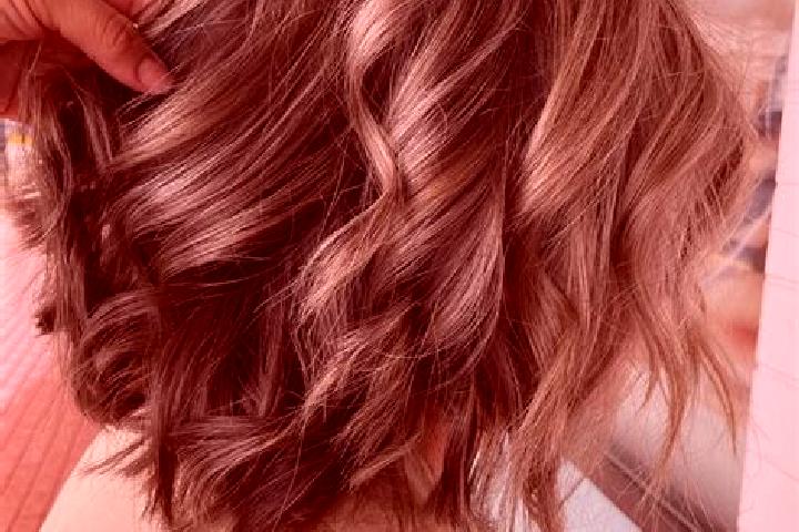 Ellie, 28, a dark blonde grey-eyed indian companion based in Stall. Offering Travel Companion, CIM, BDSM, Tantra, Dinner Date. Available for incall and outca...