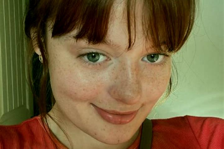 Ellie, 28, a red brown-eyed caribbean companion based in Cantin. Offering Duos, BDSM, GFE, 69. Available for incall and outcall, day and evening dates.