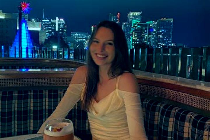 Ellie, 28, a red green-eyed mediterranean companion based in Tasucu. Offering Girlfriend Experience, Roleplay, Prostate Massage, Party Girl, Dinner Date. Ava...