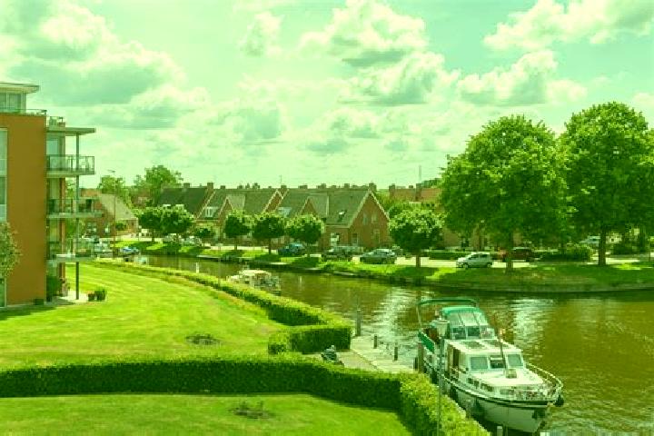 Ellie, 28 — Escort in Appingedam, Netherlands