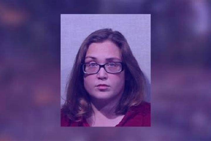 Ellie, 28 — Escort in Collins, United States