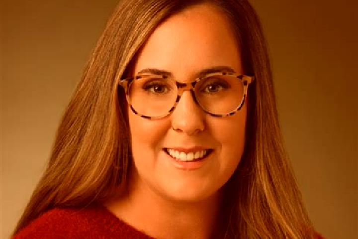 Ellie, 28 — Escort in Colmesneil, United States