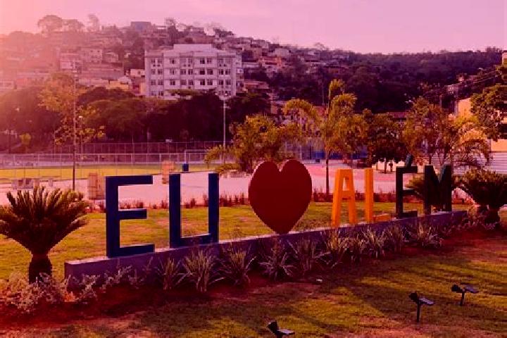 Ellie, 28 — Escort in Faria Lemos, Brazil