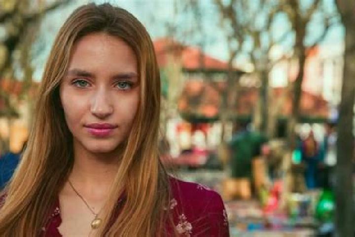 Ellie, 28 — Escort in Kadino, Belarus