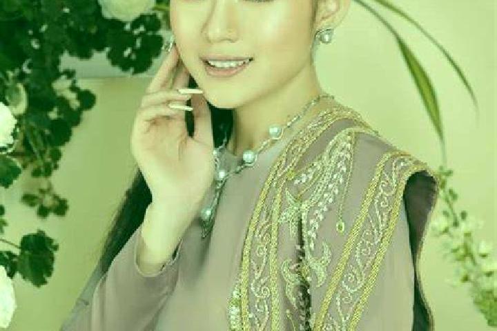 Ellie, 28 — Escort in Kyun Ka Lay, Myanmar