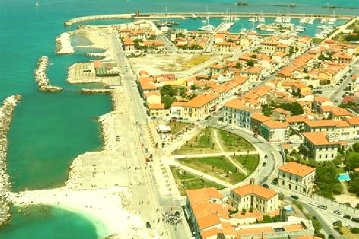 Ellie, 28 — Escort in Marina di Pisa, Italy