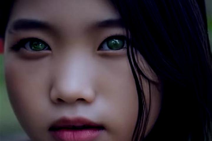 Ellie, 29, a auburn green-eyed asian companion based in Copacesti. Offering Travel Companion, Tantra, Party Girl. Available for incall and outcall, overnight...