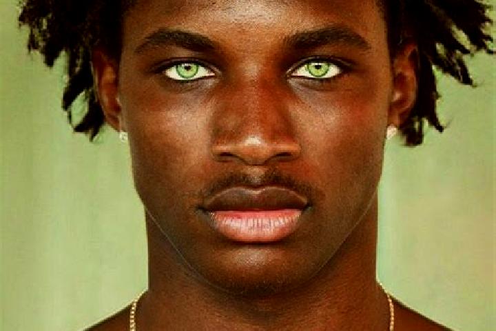 Ellie, 29, a black green-eyed european companion based in Cabo Ruivo. Offering Domination, Couples. Available for incall and outcall, overnight bookings avai...