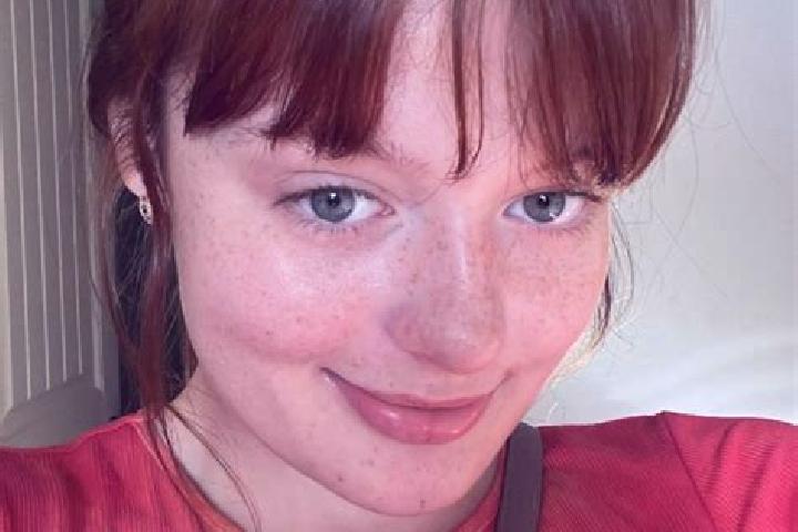 Ellie, 29, a red dark-eyed mediterranean companion based in Babug. Offering Girlfriend Experience, 69, GFE, Roleplay. Available for incall and outcall, overn...