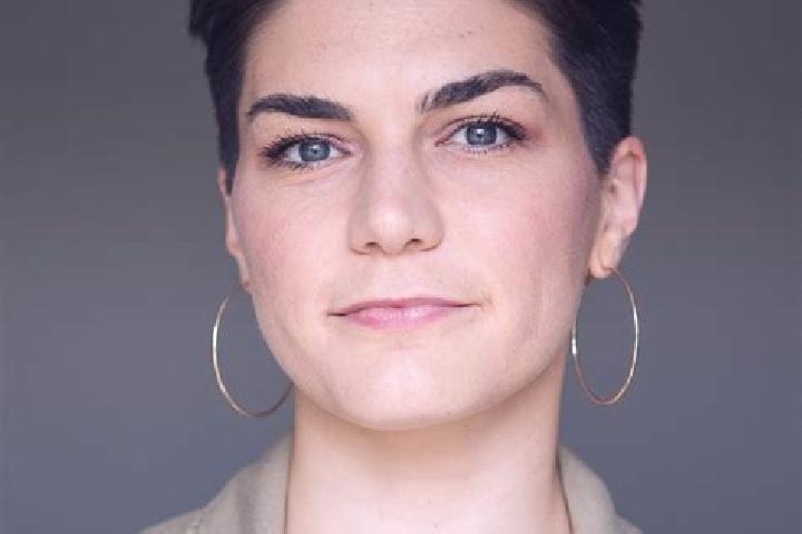 Ellie, 29 — Escort in Johnson Creek, United States