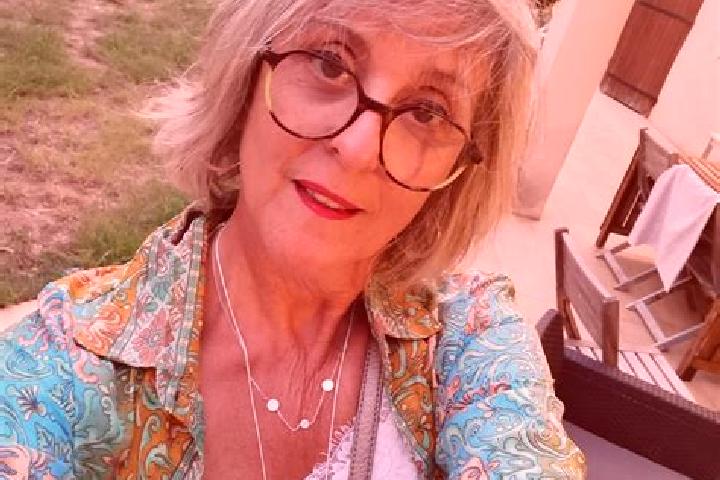 Ellie, 29 — Escort in Llupia, France