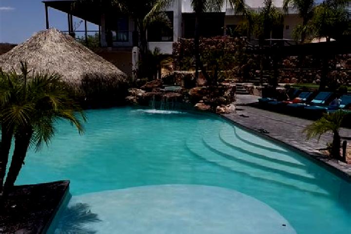 Ellie, 29 — Escort in Momax, Mexico