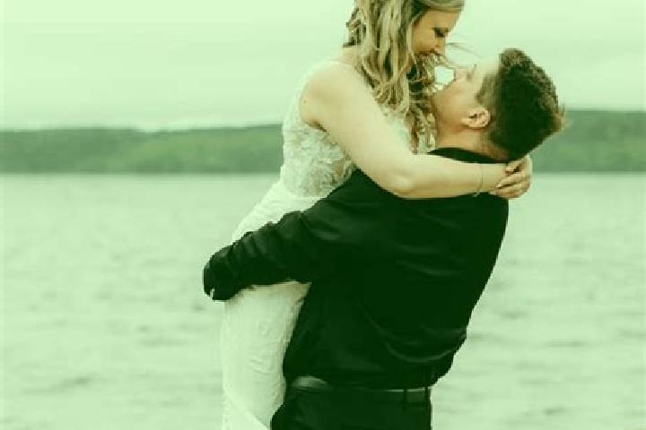 Ellie, 29 — Escort in Musgravetown, Canada
