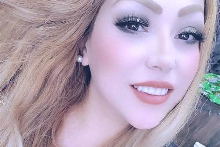 Ellie, 29 — Escort in Terrenate, Mexico