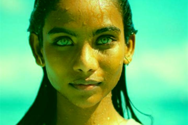 Ellie, 30, a auburn blue-eyed indian companion based in Rio Gallegos. Offering Erotic Massage, Deep French Kissing, BDSM, Overnight. Available for incall and...