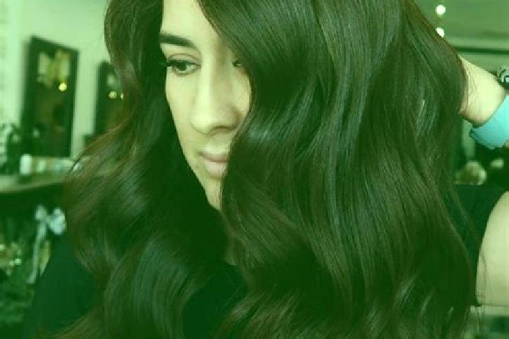 Ellie, 30, a auburn dark-eyed european companion based in Linjiacun. Offering Girlfriend Experience, Overnight, Couples, Massage, CIM. Available for incall a...