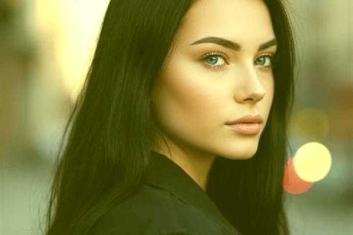 Ellie, 30, a chestnut blue-eyed latina companion based in Sorvik. Offering Dinner Date, BDSM, Couples, Prostate Massage, Massage. Available for incall and ou...