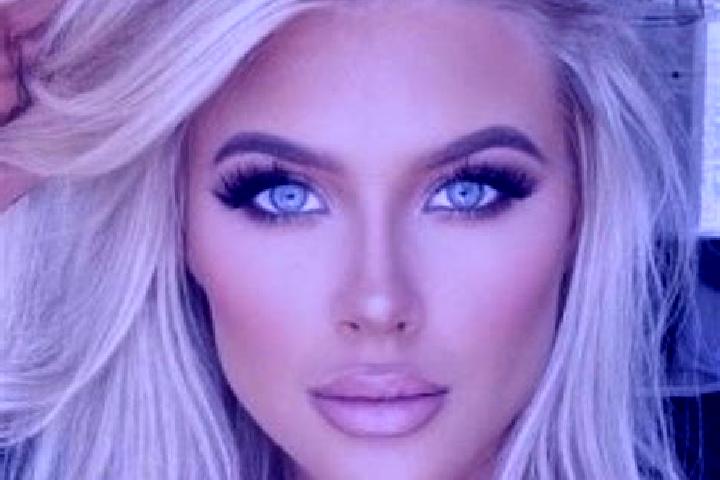 Ellie, 30, a platinum blonde grey-eyed slavic companion based in El Asintal. Offering Overnight, Erotic Massage, Massage, Party Girl, BDSM. Available for inc...