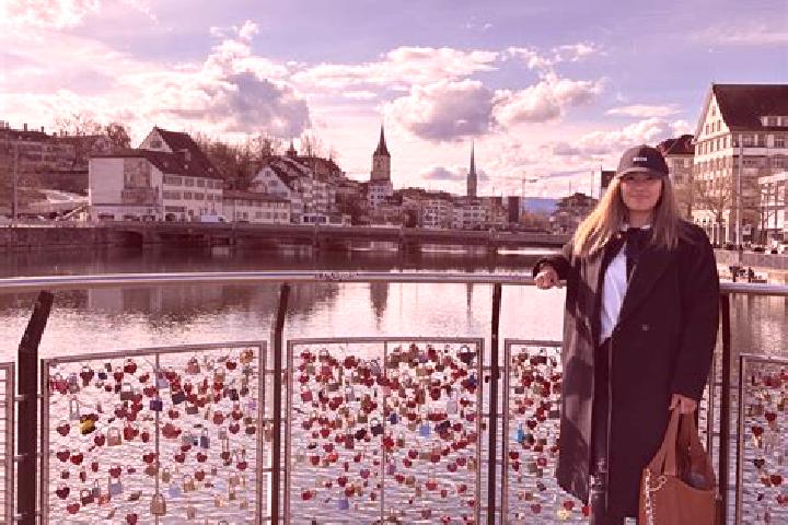Ellie, 30 — Escort in Effretikon, Switzerland
