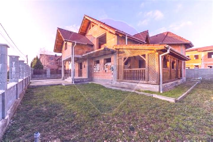 Ellie, 30 — Escort in Tudor Vladimirescu, Romania
