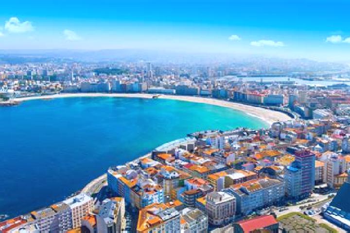 Ellie, 30 — Escort in Vigo, Spain