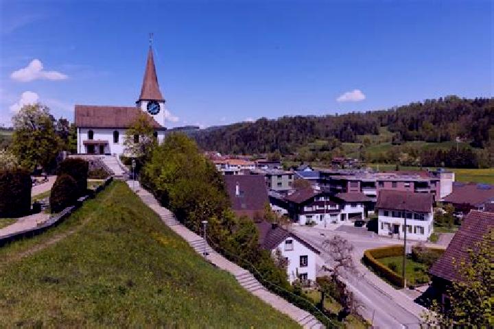 Ellie, 30 — Escort in Wila, Switzerland