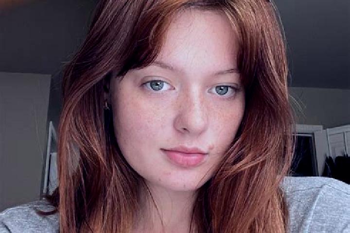 Ellie, 31, a auburn blue-eyed mixed companion based in Annfield Plain. Offering Couples, CIM, Dinner Date. Available for incall and outcall, day and evening ...