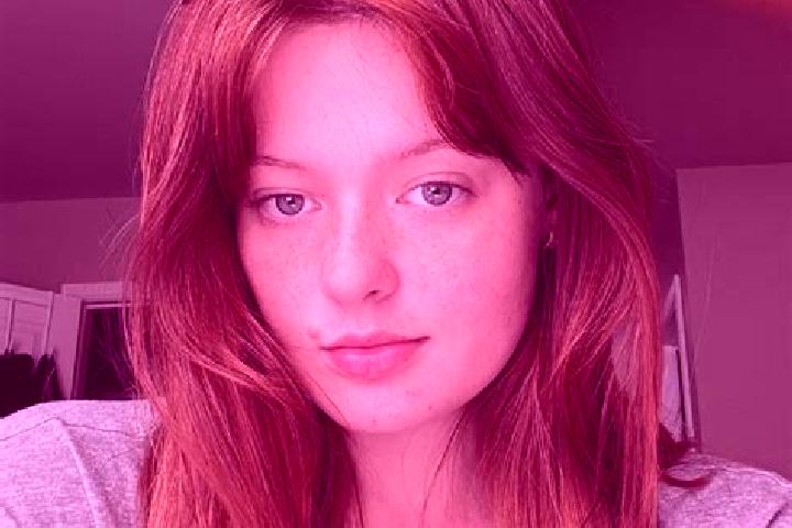Ellie, 31, a auburn grey-eyed caucasian companion based in Calamvale. Offering Domination, A-Level, Travel Companion, Massage. Available for incall and outca...
