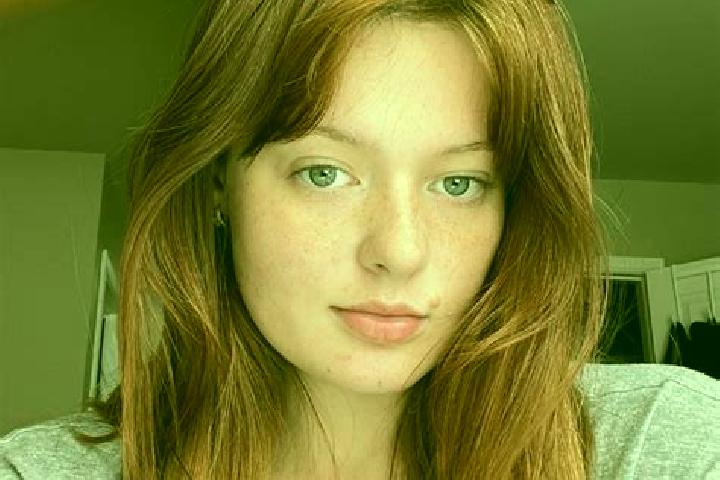 Ellie, 31, a auburn hazel-eyed caucasian companion based in Lerin. Offering Duos, Erotic Massage, A-Level. Available for incall and outcall, day and evening ...