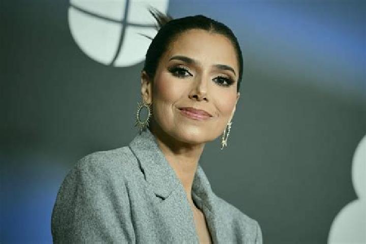 Ellie, 31, a black grey-eyed latina companion based in Auw. Offering Striptease, Fetish, Domination, Overnight. Available for incall and outcall, day and eve...