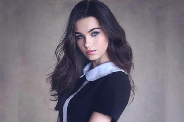 Ellie, 31, a brunette dark-eyed slavic companion based in Togrog Ul. Offering 69, BDSM, GFE, Tantra. Available for incall and outcall, day and evening dates.