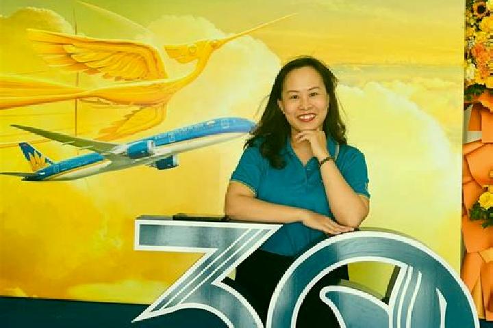 Ellie, 31 — Escort in Chu Ty, Vietnam