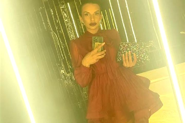 Ellie, 31 — Escort in Himberg, Austria