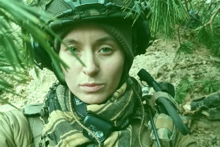 Ellie, 31 — Escort in Talakivka, Ukraine