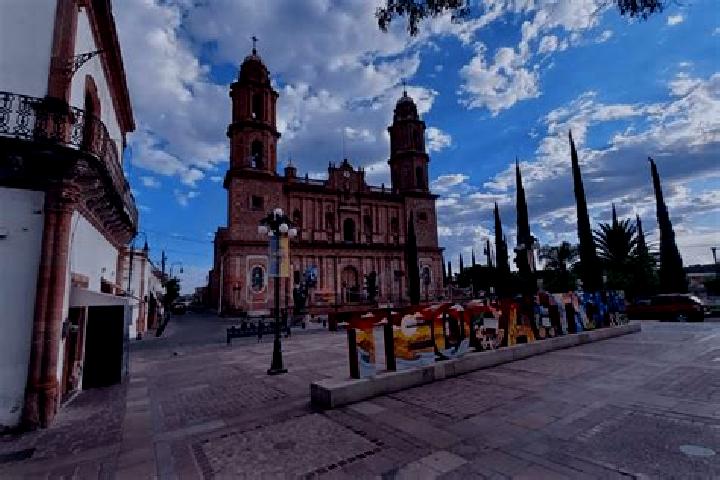 Ellie, 31 — Escort in Teocaltiche, Mexico