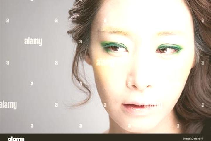 Ellie, 32, a black green-eyed asian companion based in Baopukang. Offering GFE, OWO, Dinner Date, Girlfriend Experience, Striptease. Available for incall and...