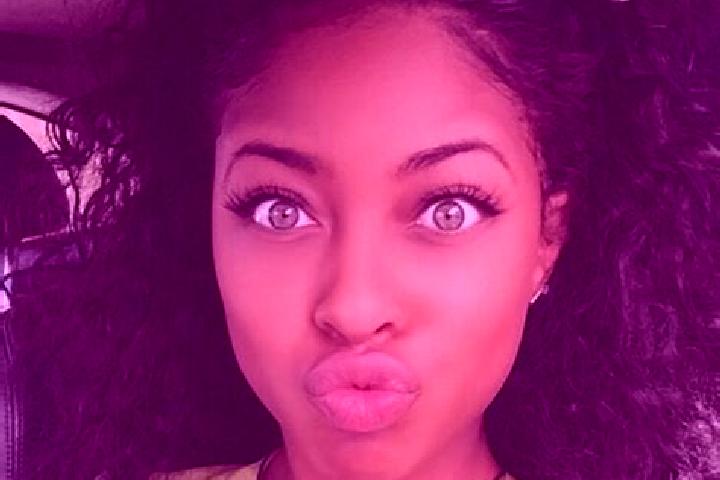 Ellie, 32, a black green-eyed ebony companion based in South Tangerang. Offering Couples, Massage, 69, A-Level. Available for incall and outcall, day and eve...